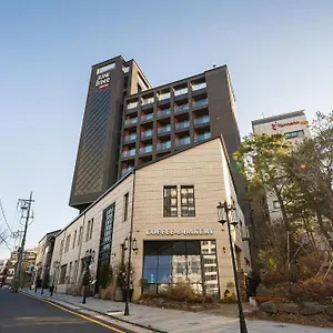 Hotel Junibino Hongdae ***